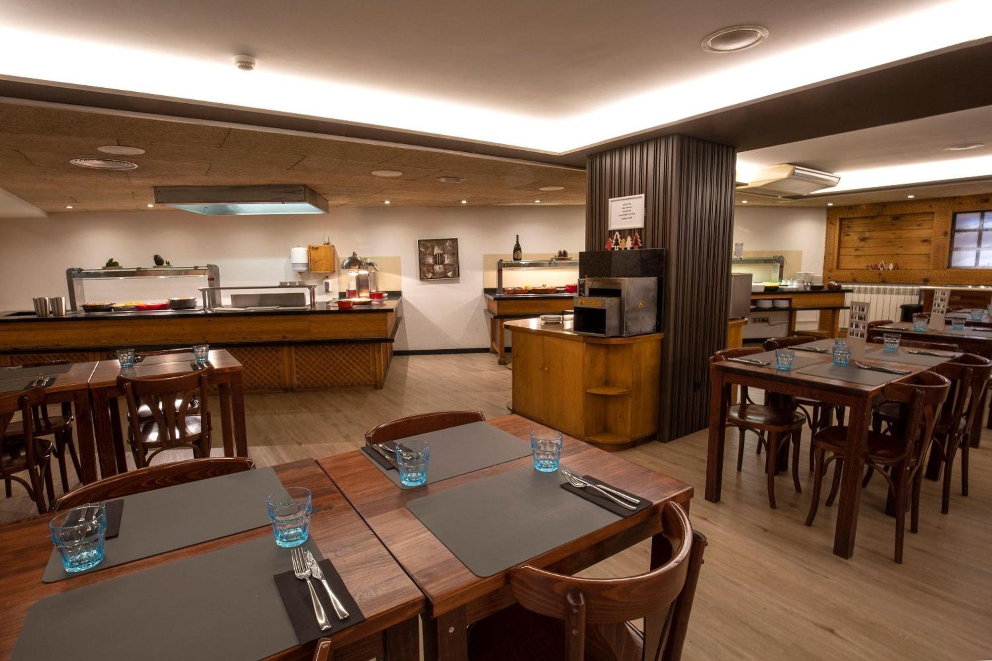 Hotel Magic Pas ปาสเดลากาซา ภายนอก รูปภาพ