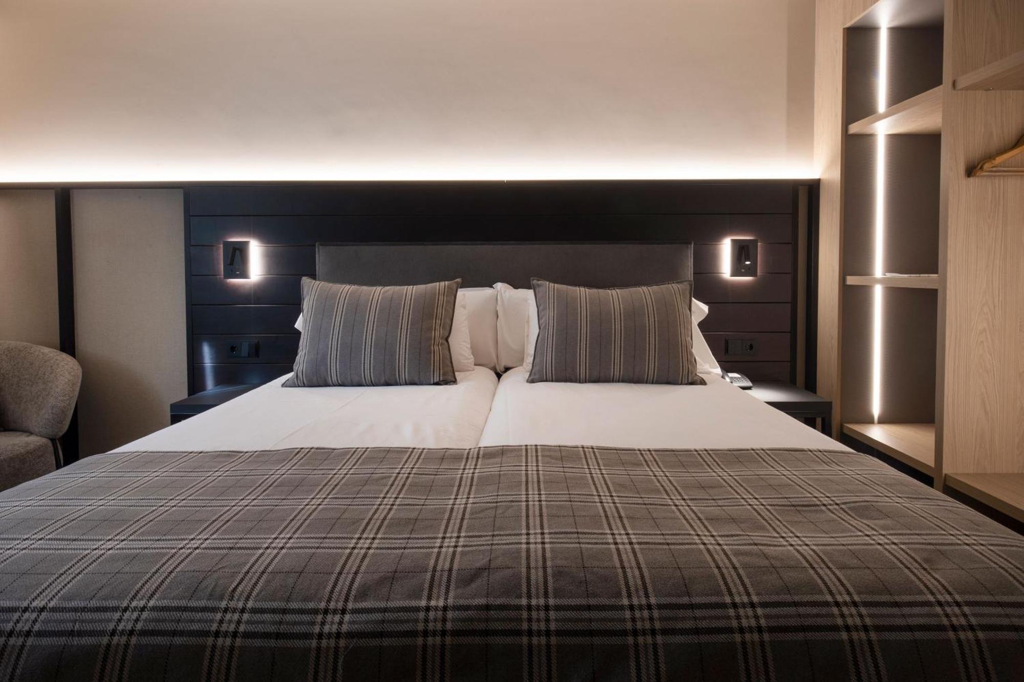 Hotel Magic Pas ปาสเดลากาซา ภายนอก รูปภาพ